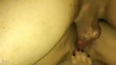 Esposa safada dando pro amigo sem camisinha - parte 1