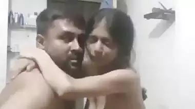 Naked man fucks a tiny lady’s wet pussy in xxx video