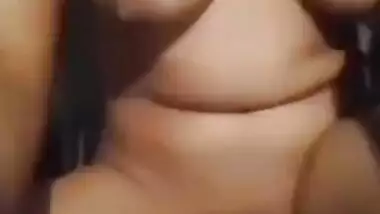 Desi Village Girl Horny Pussy Fingering