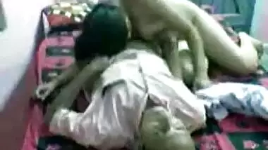 Gujarati dost ki chulbuli bibi ko chod kar garbhwati banaya