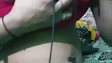 Chubby Bhabhi Boobs Show