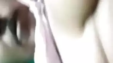 Moti boobed desi bhabhi full nude video