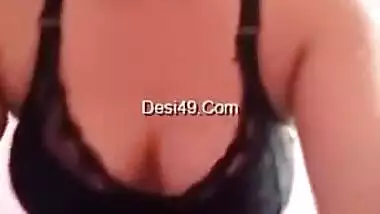 Whorey Indian comes out of shower with naked XXX body and dresses up