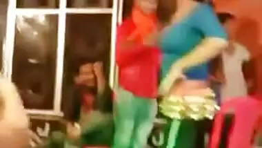 Two slim Desi teens seductively dance during XXX show under the tent