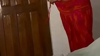 Huge tits MILF pics and nude videos before viral sex