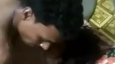 Sexy chubby Desi wife fucked hard on cam