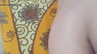 Hindi lady teacher ki guard se chudai ki ashleel film