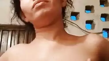 Beautiful Paki Wife Showing her boobs